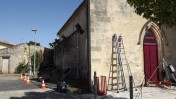 Moulon, Aquitaine. Tournage d'une scène du film Cocorico 2 le 19 juin 2025